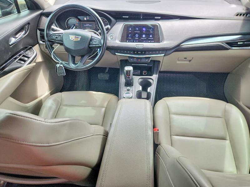 2019 CADILLAC XT4 LUXURY 8