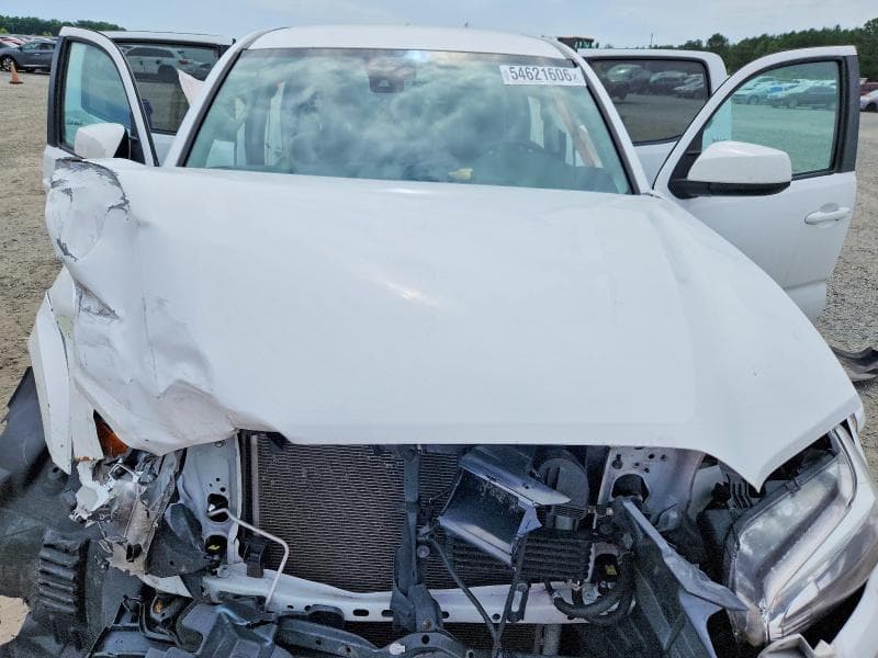 2019 TOYOTA TACOMA SR5 V6 11