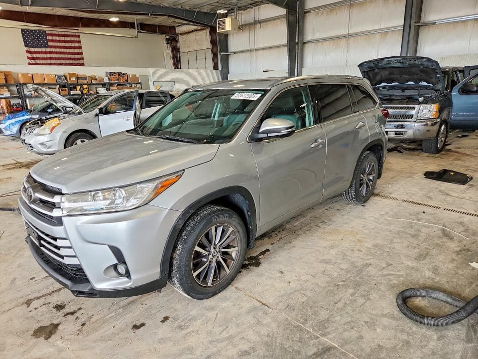 2017 TOYOTA HIGHLANDER XLE XLE - 1