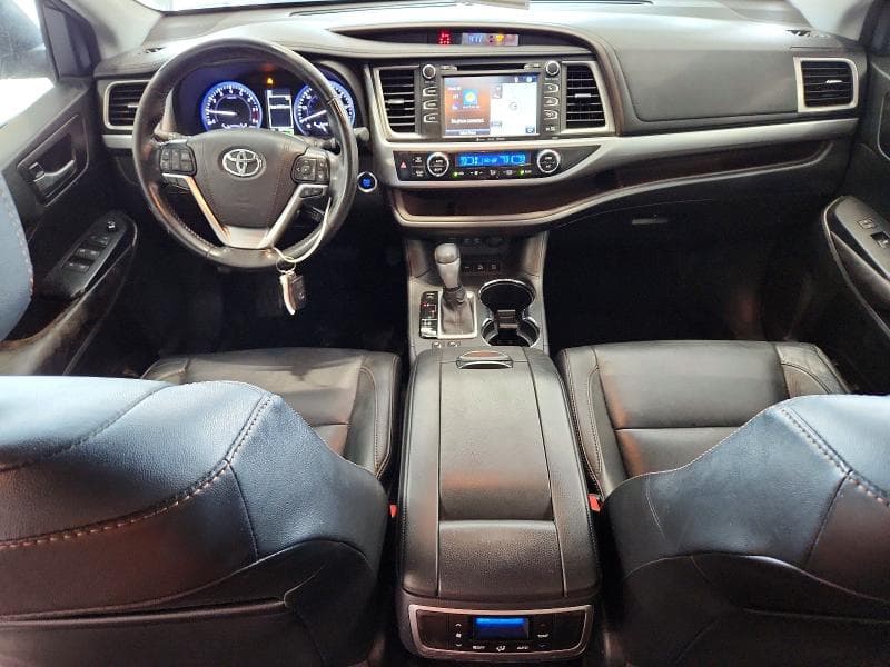 2017 TOYOTA HIGHLANDER XLE XLE 8
