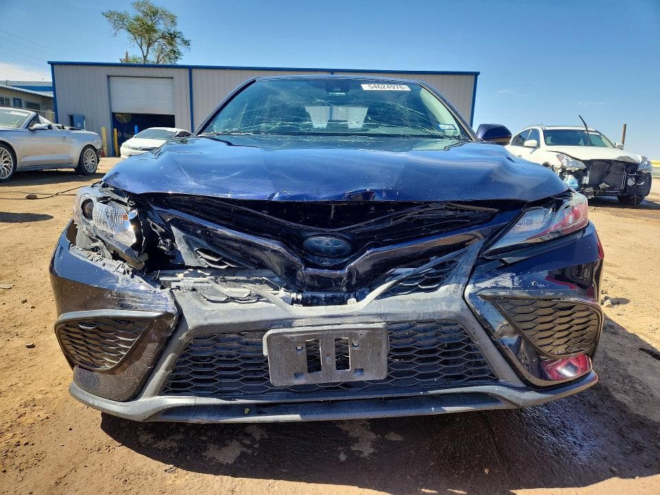 2021 TOYOTA CAMRY SE SE 5