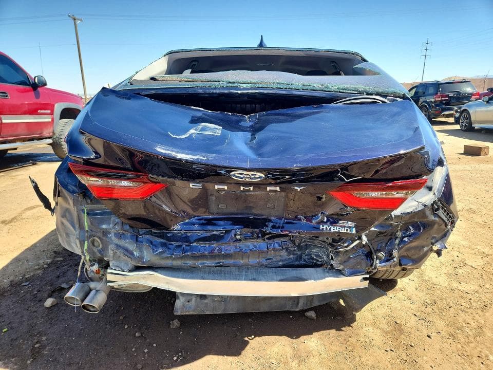 2021 TOYOTA CAMRY SE SE 6