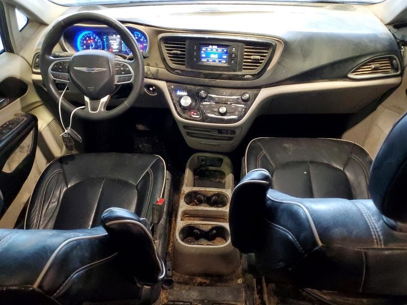 2017 CHRYSLER PACIFICA LX 9
