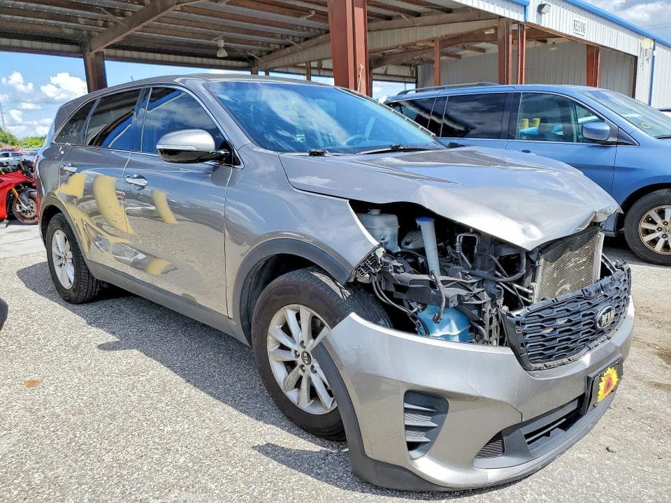 2019 KIA SORENTO LX V6 4