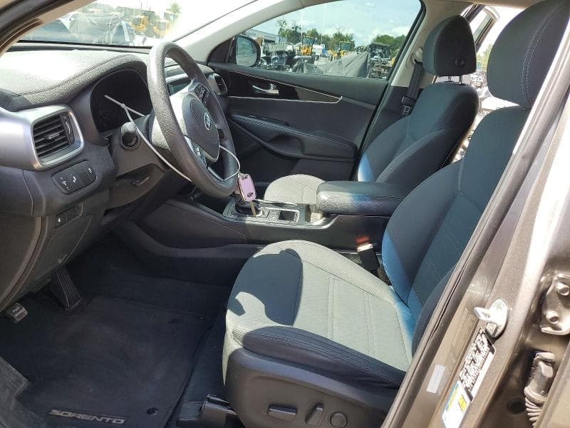 2019 KIA SORENTO LX V6 7