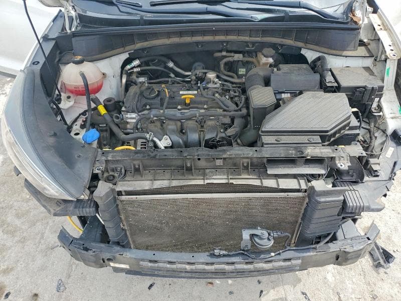 2021 HYUNDAI TUCSON SE SE 12