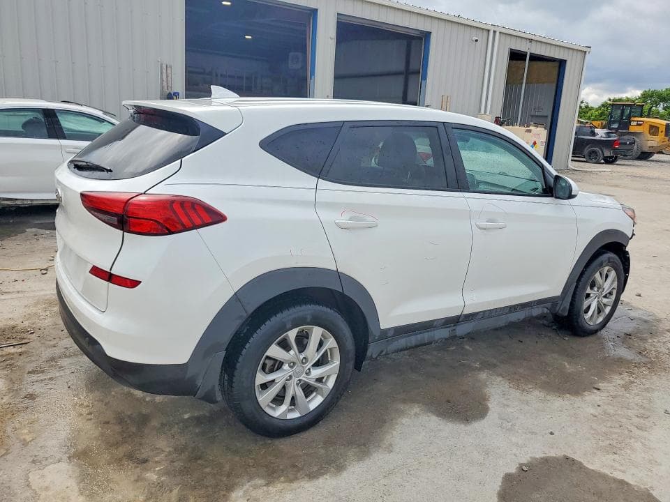2021 HYUNDAI TUCSON SE SE 3