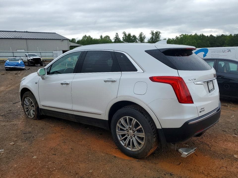 2017 CADILLAC XT5 LUXURY 2