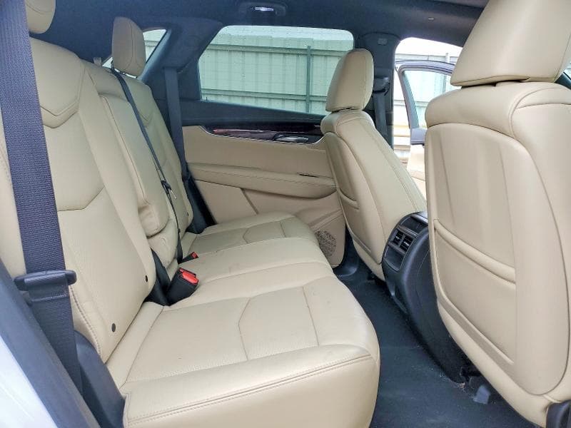 2017 CADILLAC XT5 LUXURY 11