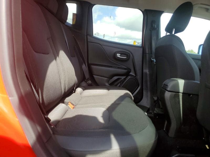2023 JEEP RENEGADE LATITUDE 11