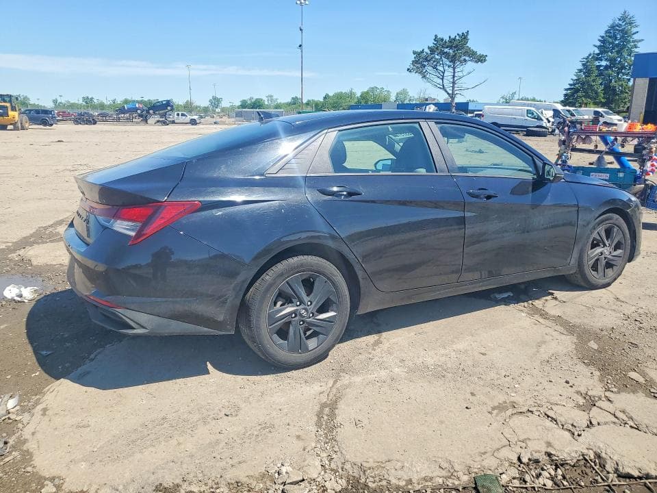 2021 HYUNDAI ELANTRA SEL 3