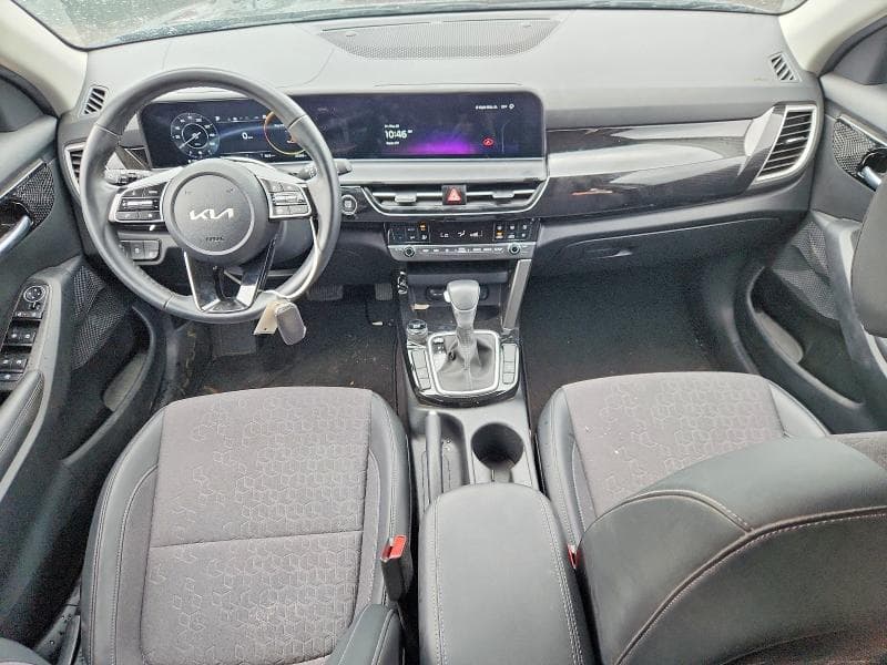 2024 KIA SELTOS S S 8