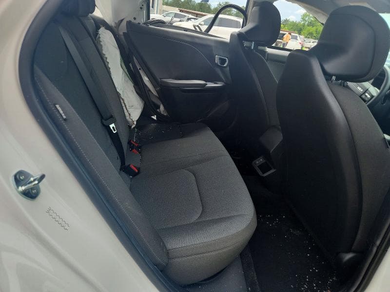 2025 KIA K4 LX 10