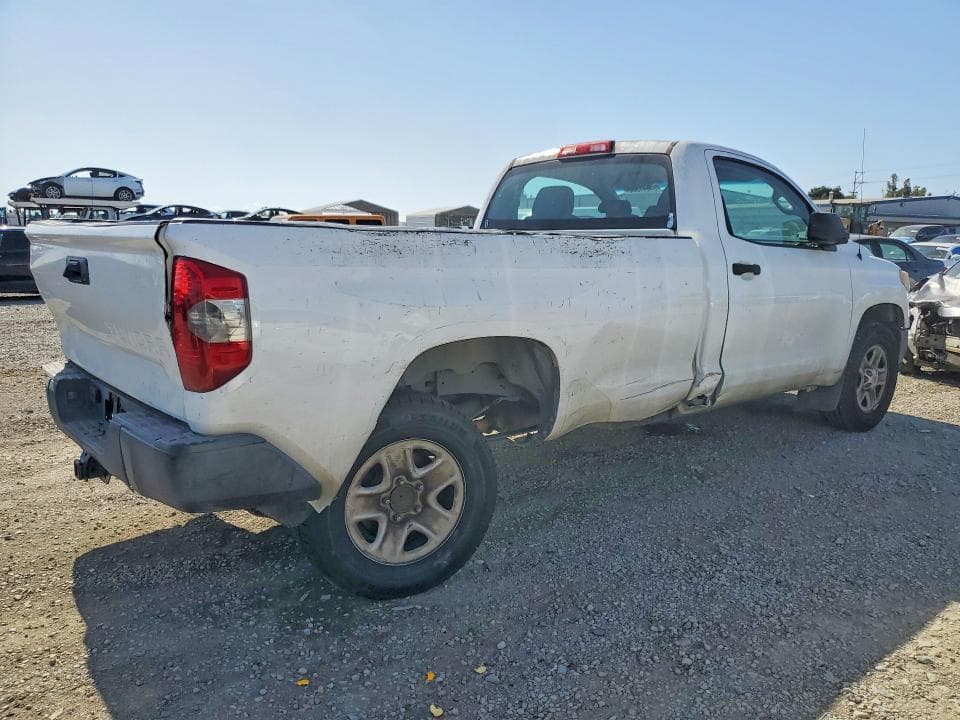2017 TOYOTA TUNDRA SR 3