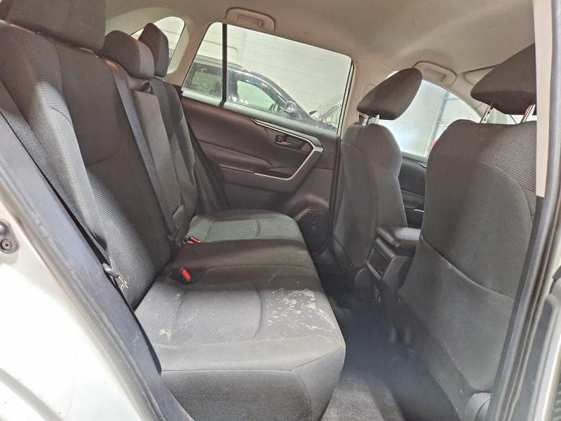 2019 TOYOTA RAV4 LE LE 11