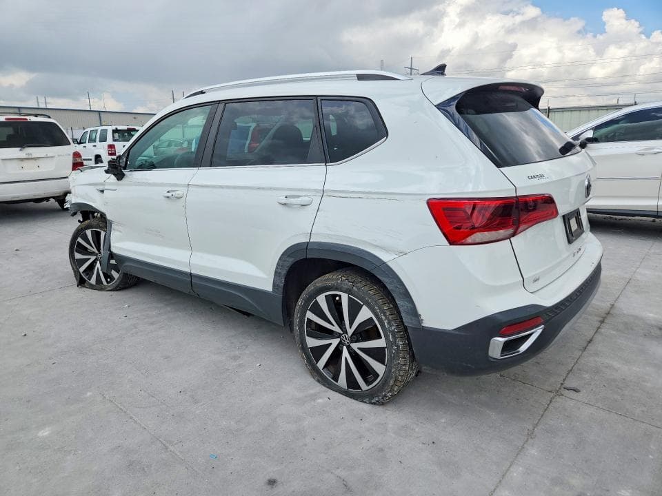 2022 VOLKSWAGEN TAOS SE SE 2