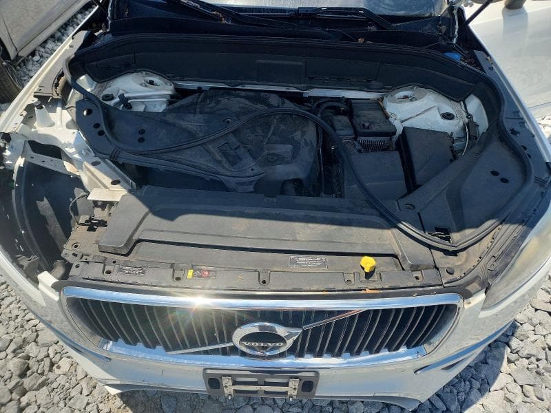 2016 VOLVO XC90 T6 12
