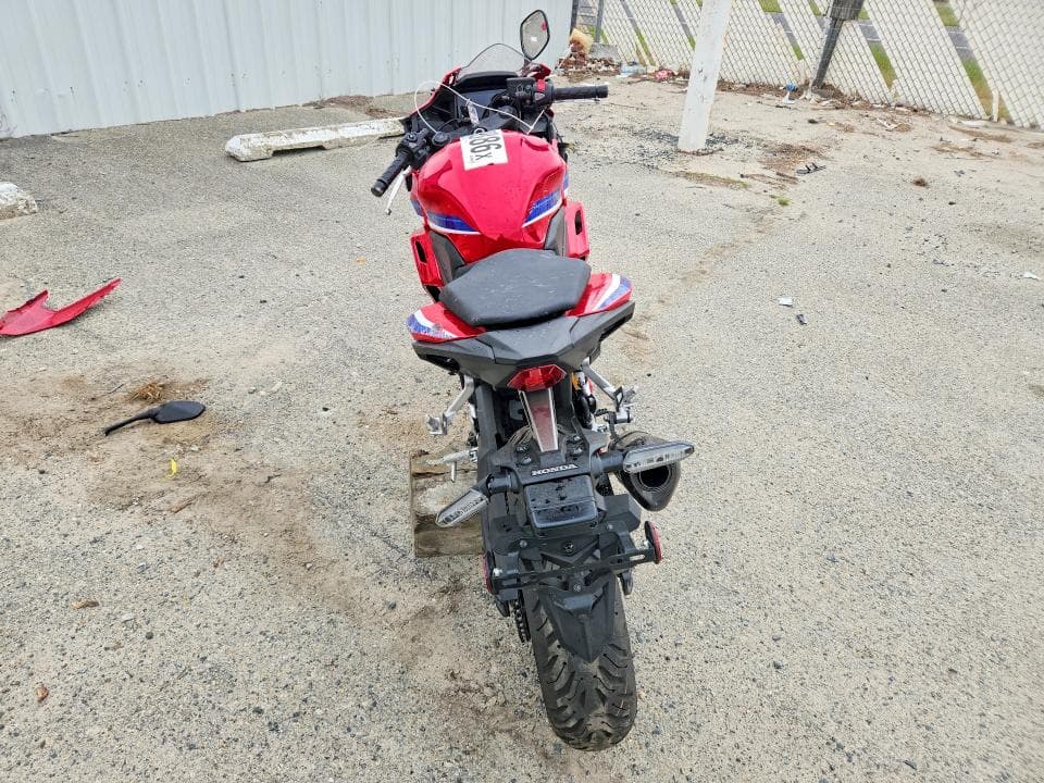 2025 HONDA CBR500 RA 4