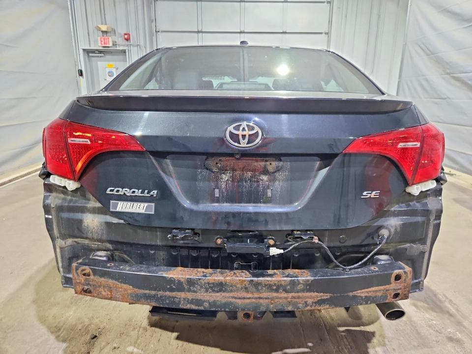 2017 TOYOTA COROLLA SE SE 6