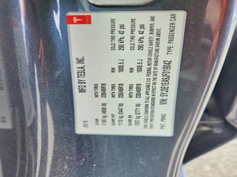 2018 TESLA MODEL 3 12