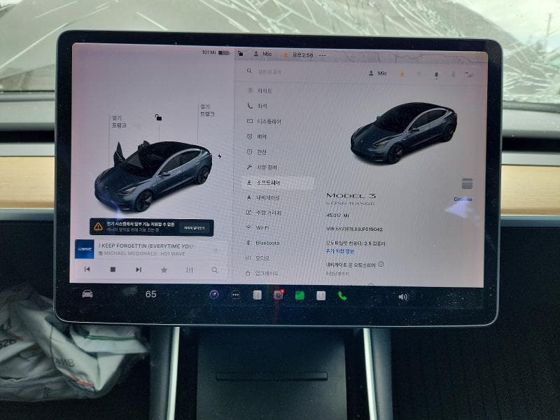 2018 TESLA MODEL 3 9
