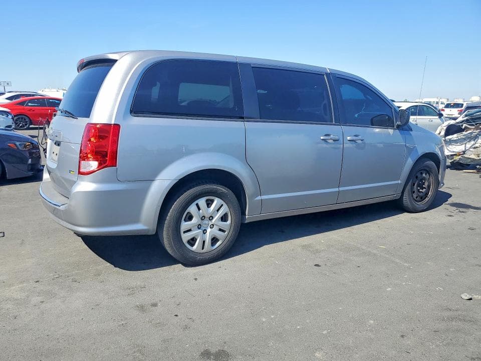 2018 DODGE GRAND CARAVAN SE SE 4