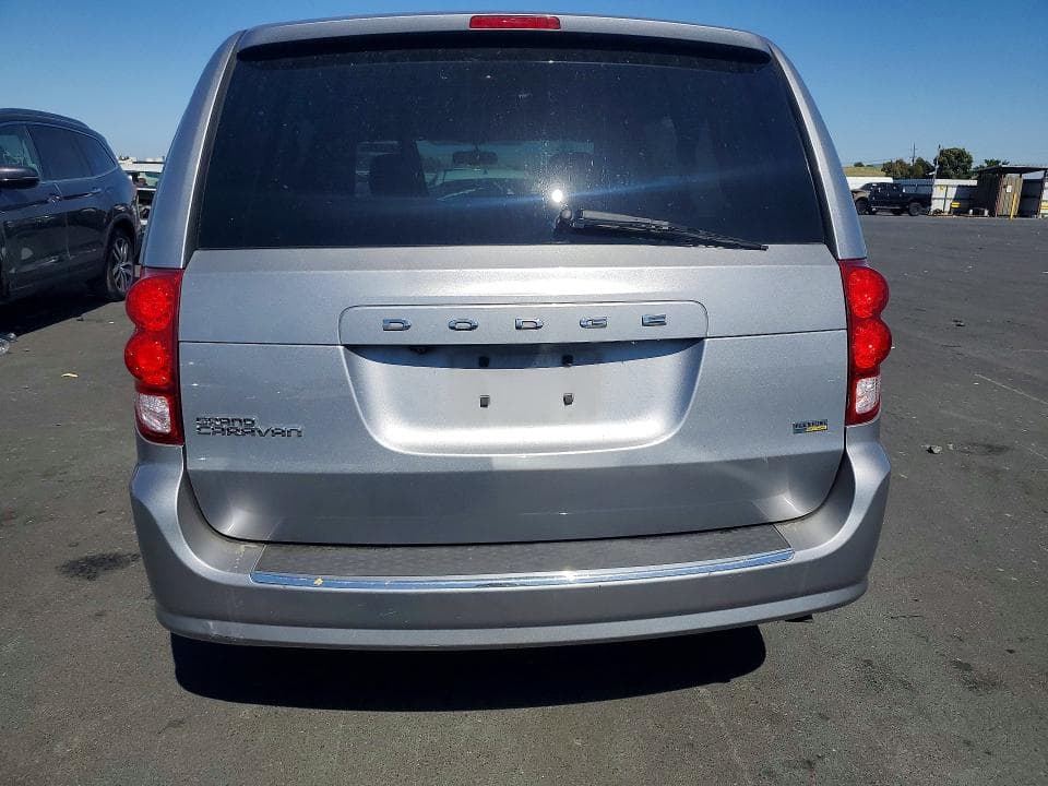 2018 DODGE GRAND CARAVAN SE SE 7