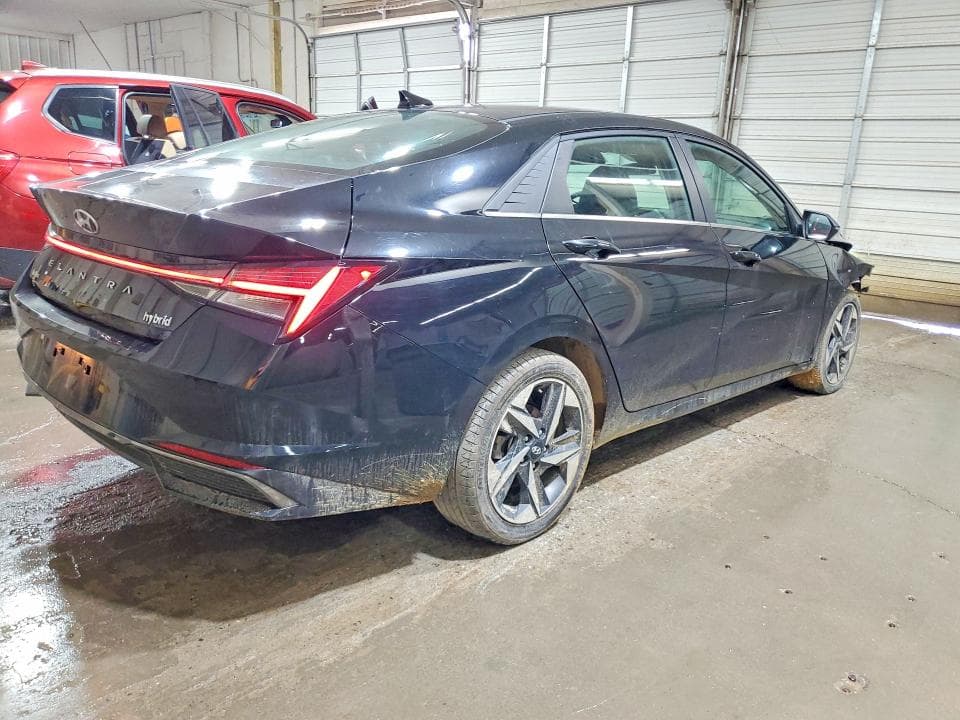 2021 HYUNDAI ELANTRA LIMITED 3