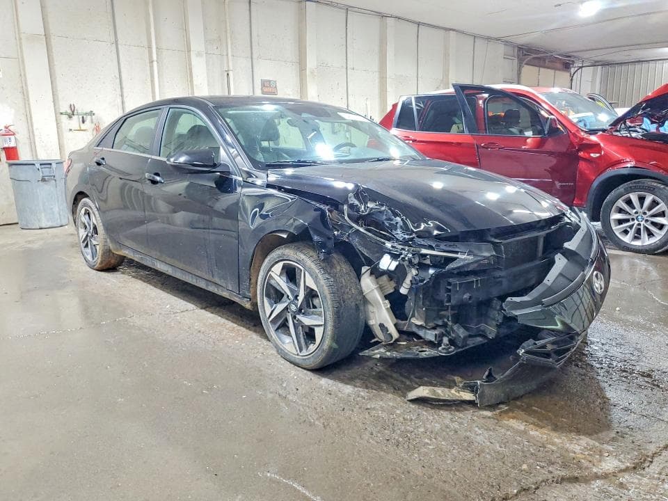 2021 HYUNDAI ELANTRA LIMITED 4