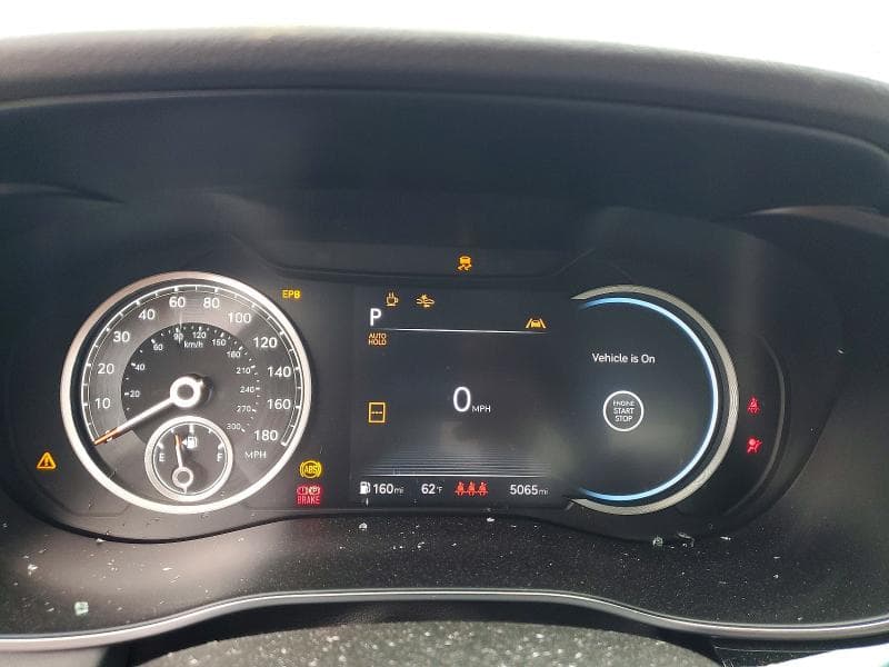 2026 GENESIS G70 2.5T STANDARD 9