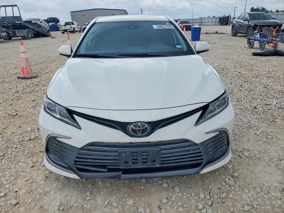 2022 TOYOTA CAMRY LE 5