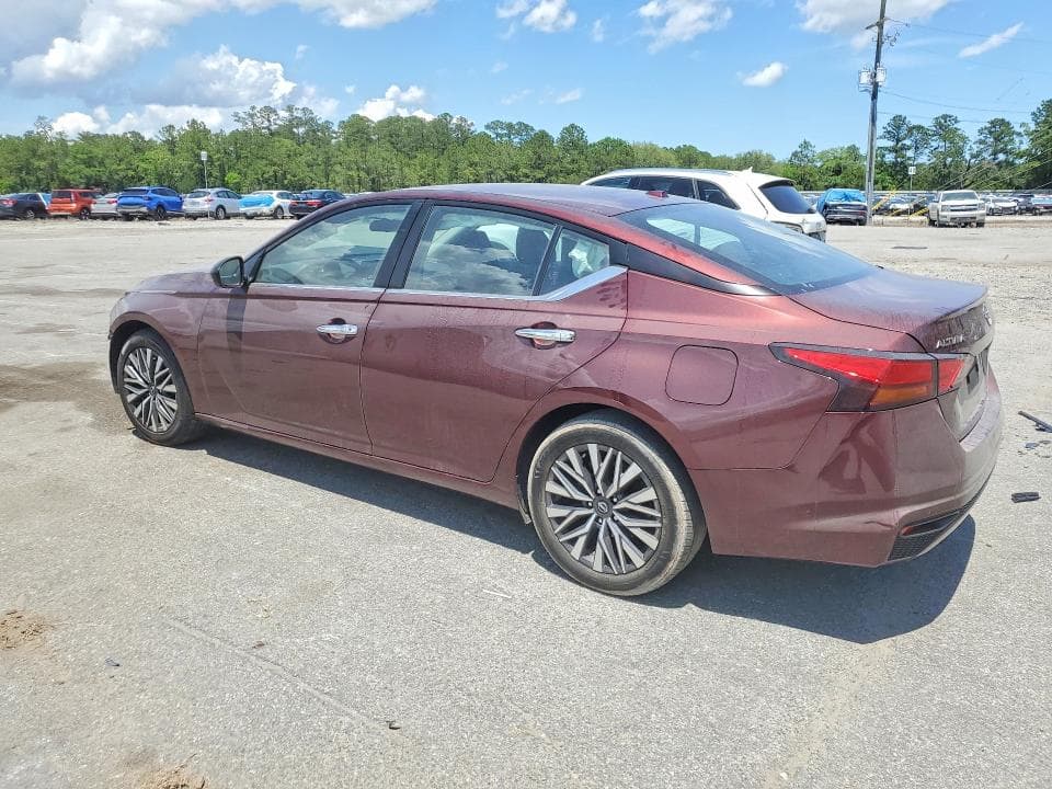 2024 NISSAN ALTIMA SV 2