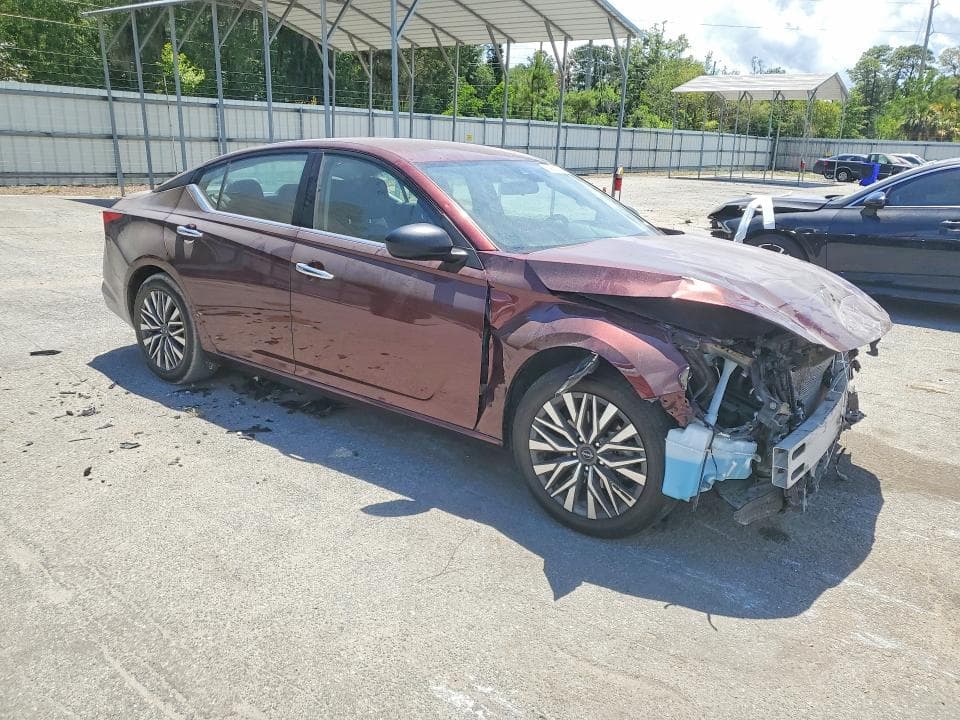 2024 NISSAN ALTIMA SV 4