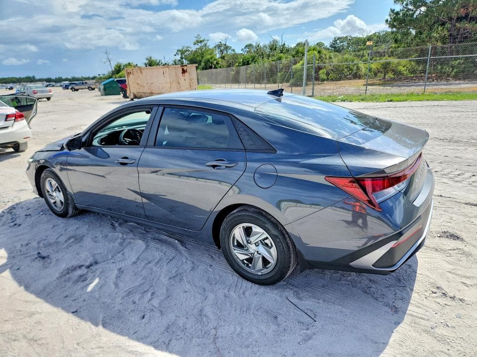 2026 HYUNDAI ELANTRA SE 2