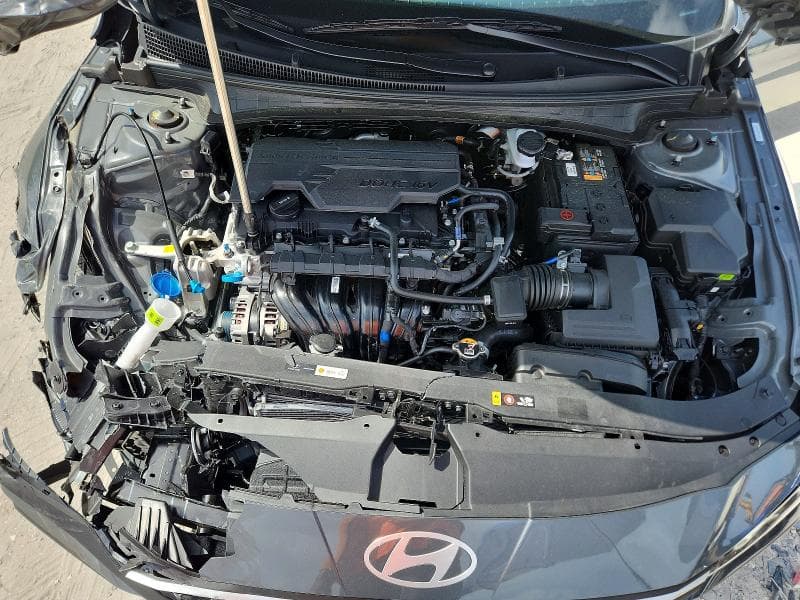 2026 HYUNDAI ELANTRA SE 11