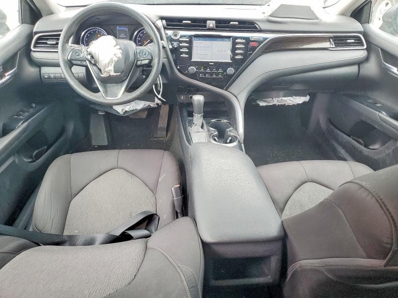 2020 TOYOTA CAMRY LE LE 8