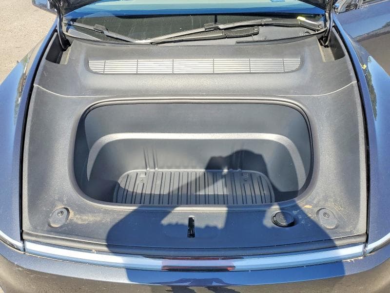 2026 TESLA MODEL Y 11