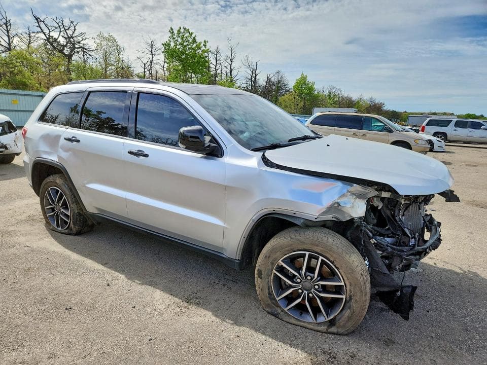 2021 JEEP GRAND CHEROKEE LIMITED 4