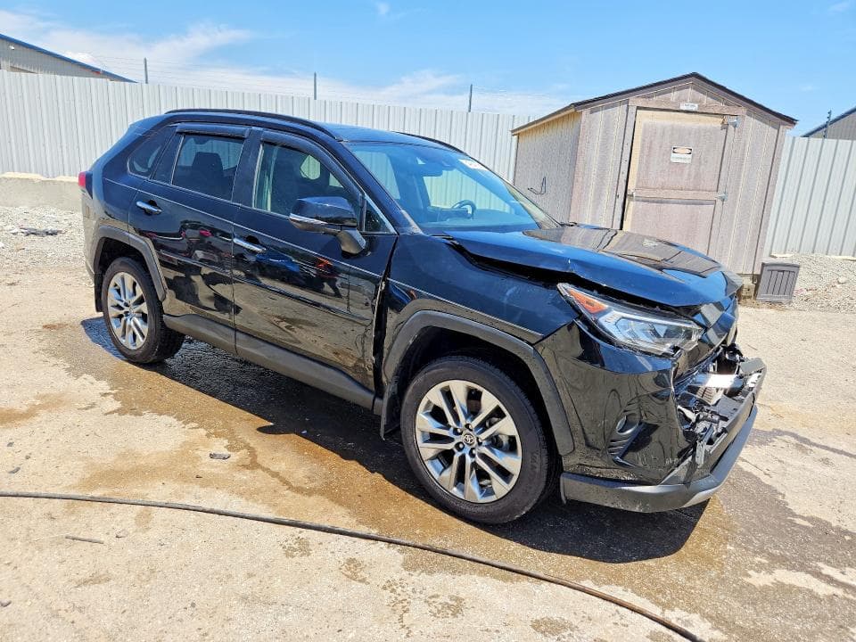 2020 TOYOTA RAV4 LIMITED LIMITED 4