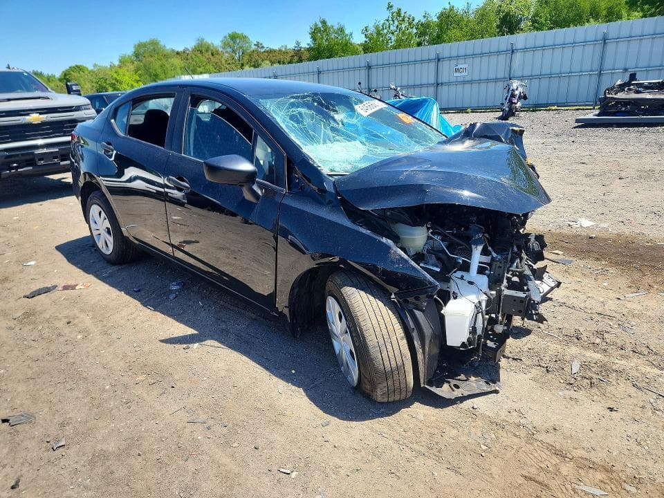 2024 NISSAN VERSA S 4