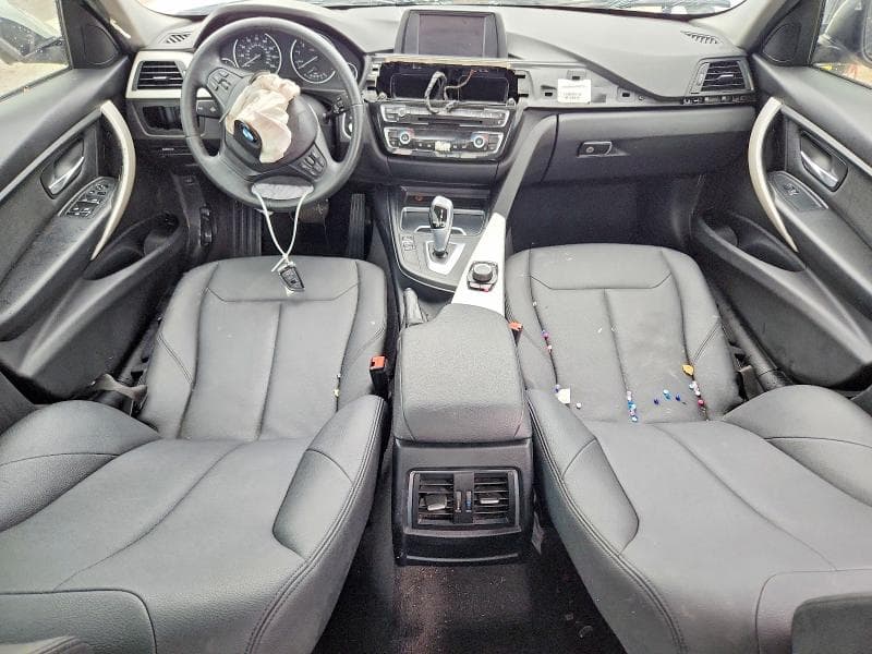 2018 BMW 320 I 8
