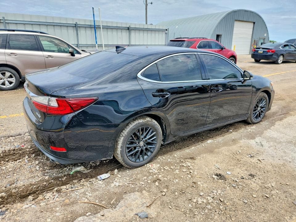 2017 LEXUS ES 350 3