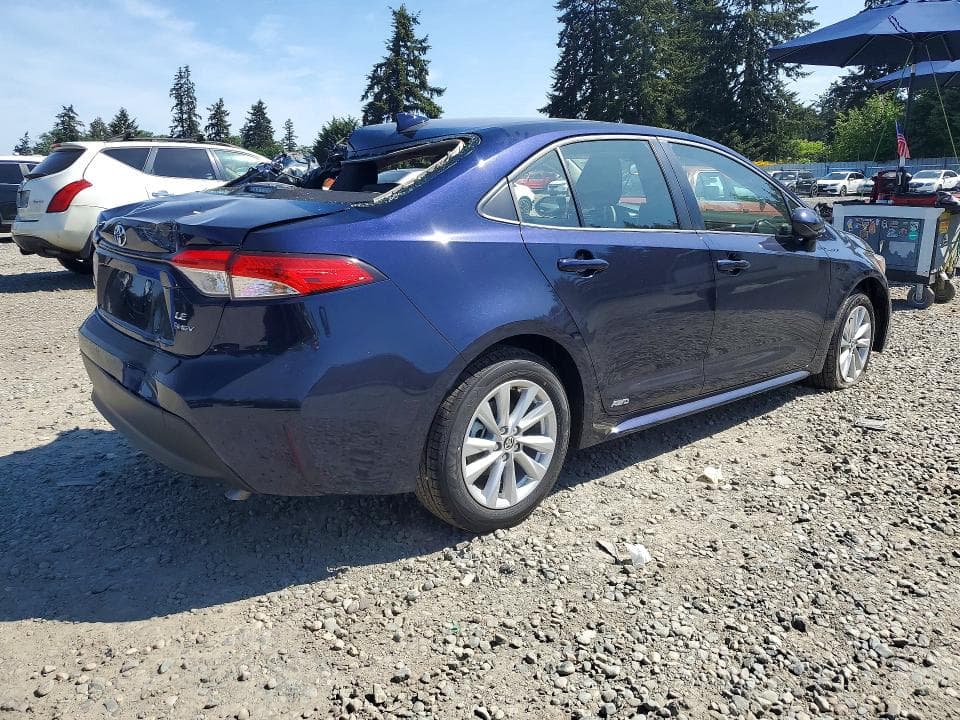 2026 TOYOTA COROLLA HYBRID LE 3