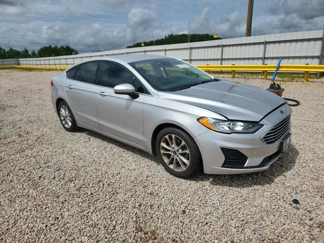 2019 FORD FUSION SE 4