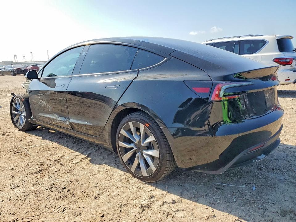 2025 TESLA MODEL 3 2