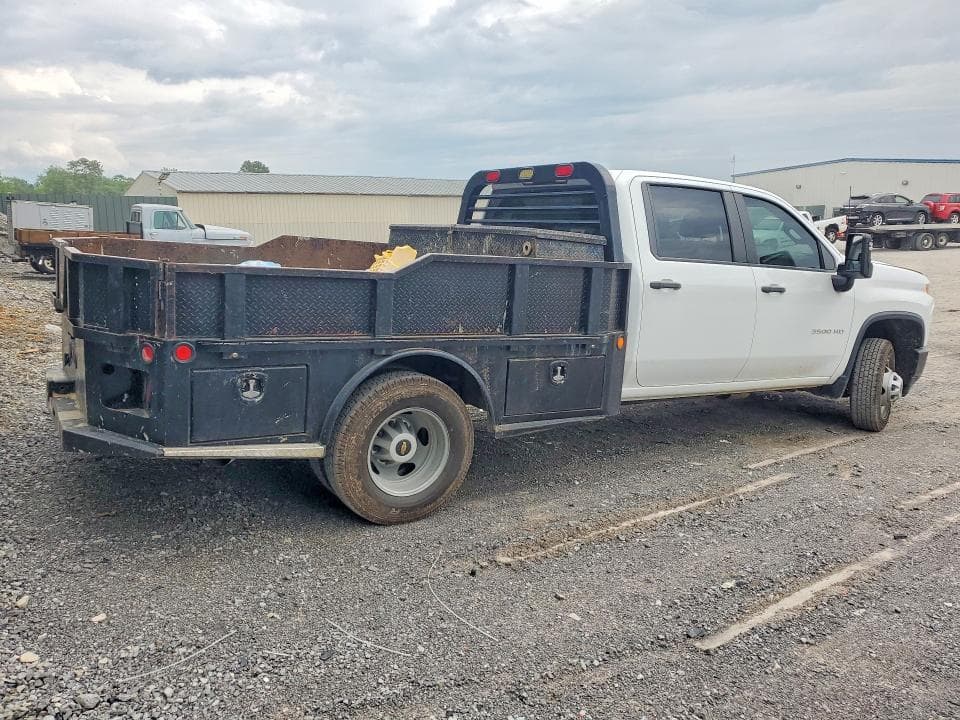 2022 CHEVROLET SILVERADO K3500 3