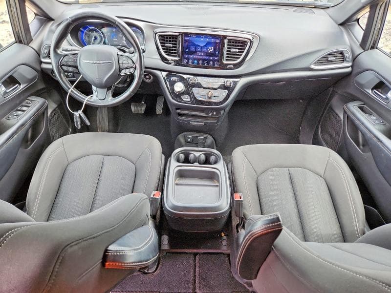 2019 CHRYSLER PACIFICA TOURING PLUS 8