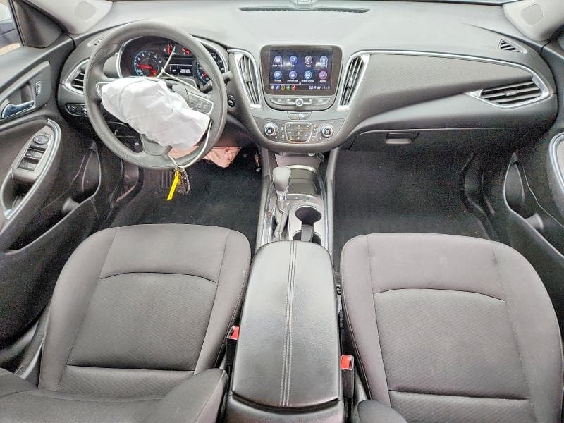 2021 CHEVROLET MALIBU LT 8