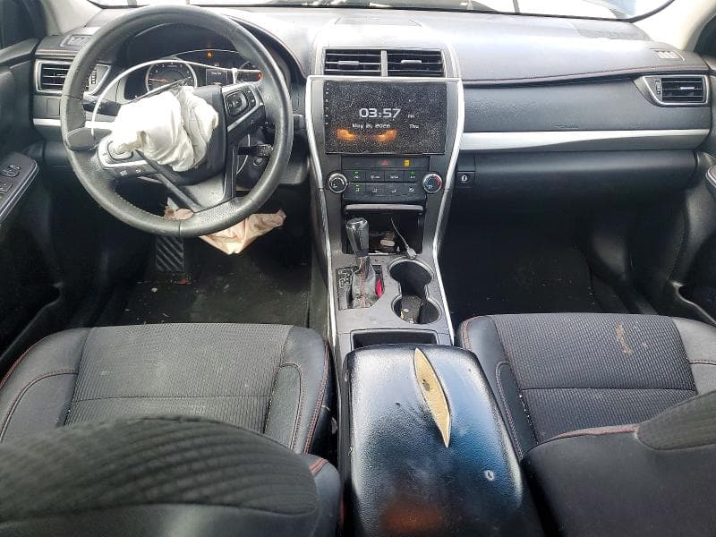 2017 TOYOTA CAMRY SE 8