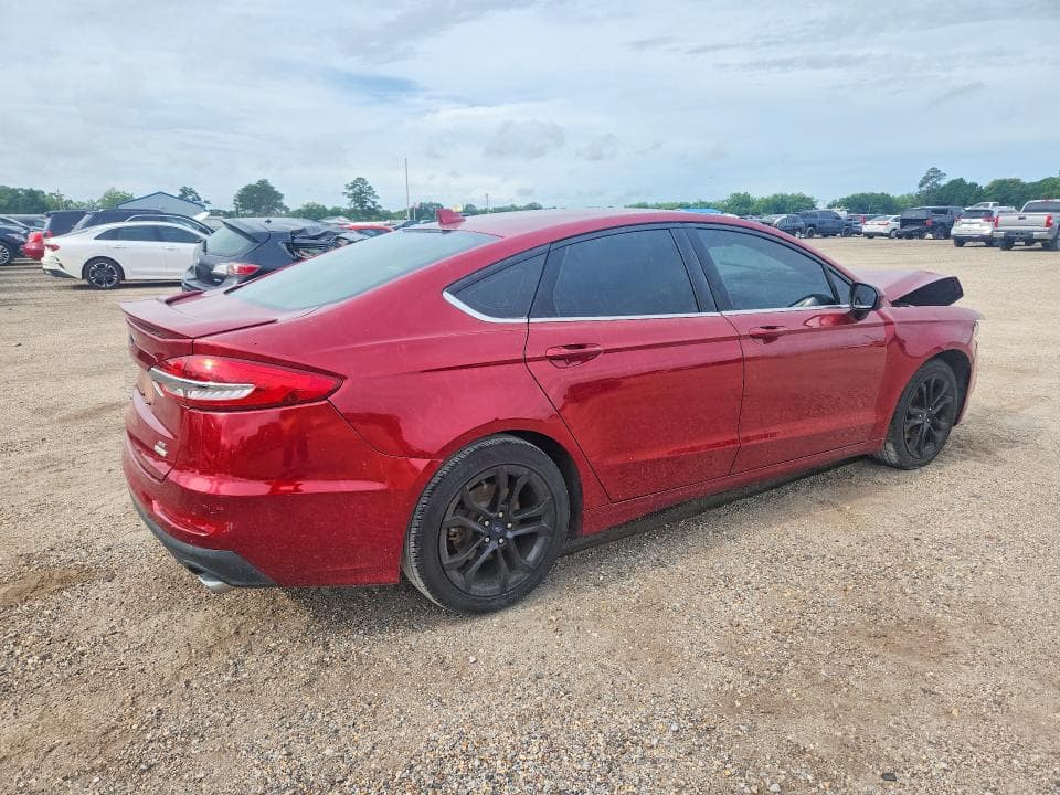 2019 FORD FUSION 3